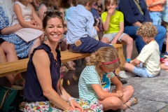 Kinder und Familien in der Sonntagsmesse